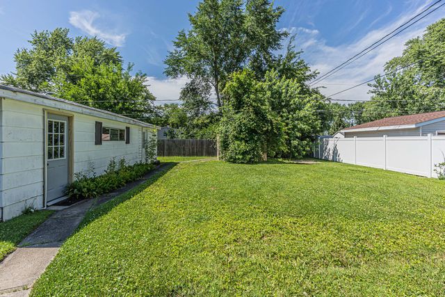 36672 N Traer Terrace, Gurnee, IL 60031