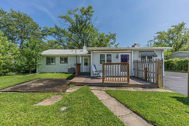 36672 N Traer Terrace, Gurnee, IL 60031