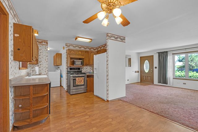 36672 N Traer Terrace, Gurnee, IL 60031