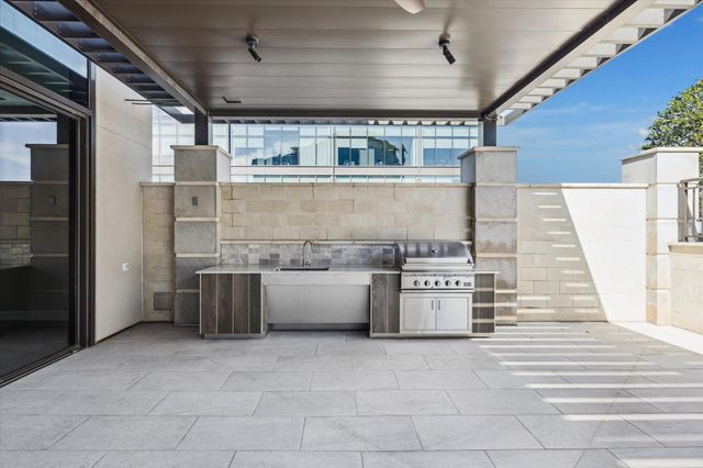 9757 Katy Freeway 822, Houston, TX 77024