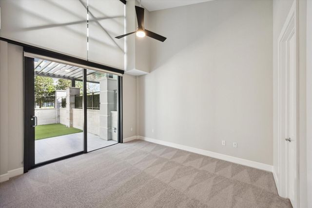 9757 Katy Freeway 822, Houston, TX 77024