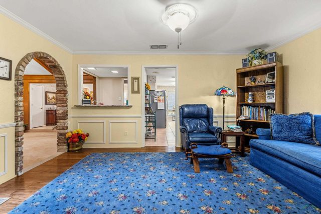 1805 Northpark Cr., Longview, TX 75605