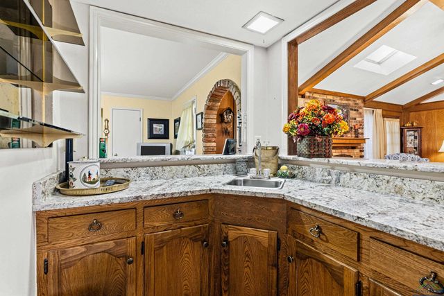 1805 Northpark Cr., Longview, TX 75605