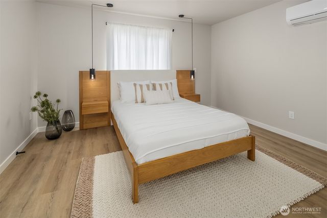 2302 E Pike Street, Seattle, WA 98122