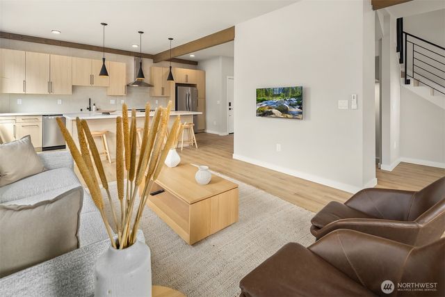 2302 E Pike Street, Seattle, WA 98122