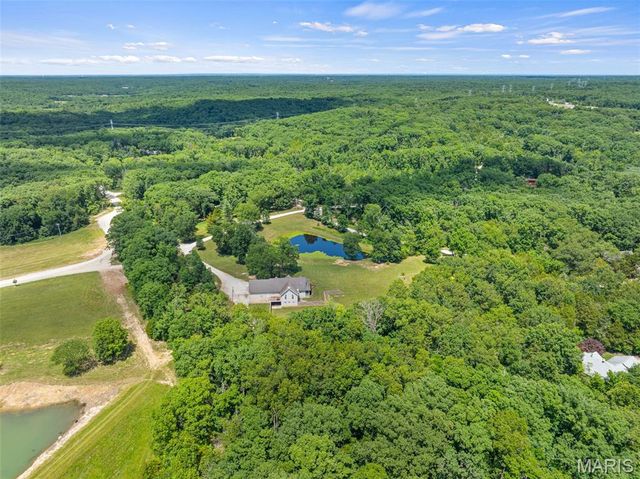 15774 Cox Road, Wright City, MO 63390