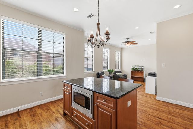 1110 Emerson Park Lane, Irving, TX 75063