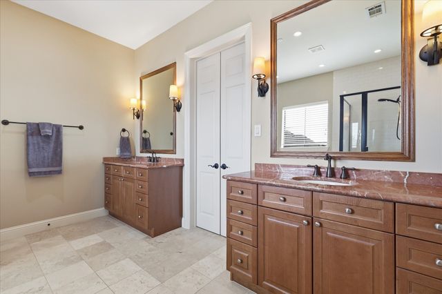 1110 Emerson Park Lane, Irving, TX 75063