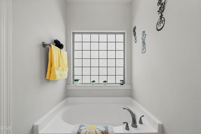 80 Meadow Wood Lane, Willow Springs, NC 27592