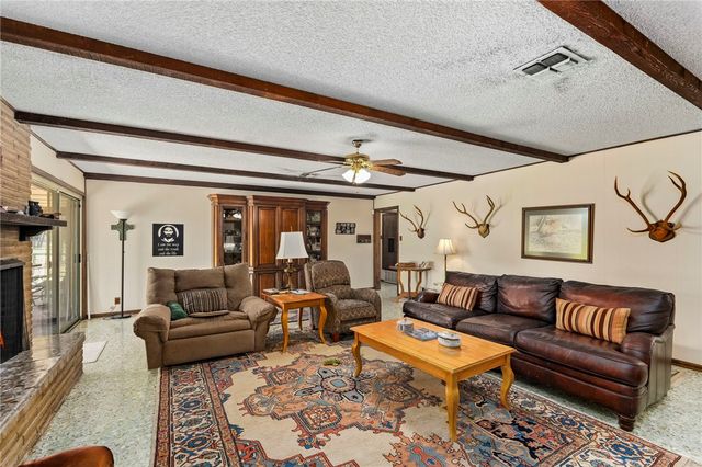 4521 FM 1283, Bandera, TX 78063