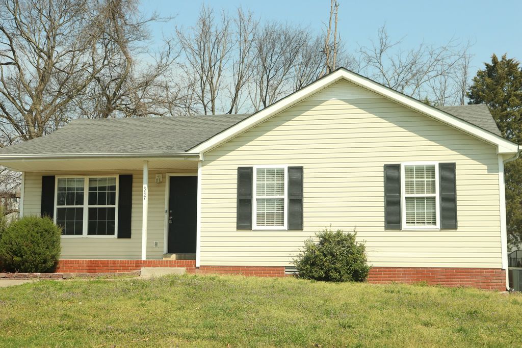 337 Erie Dr, Clarksville, TN 37040