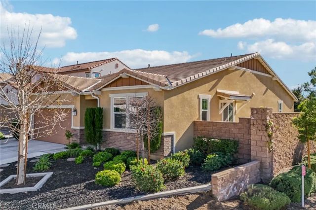 29913 Solardo Drive, Menifee, CA 92585