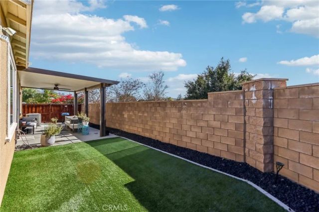 29913 Solardo Drive, Menifee, CA 92585