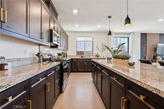 29913 Solardo Drive, Menifee, CA 92585