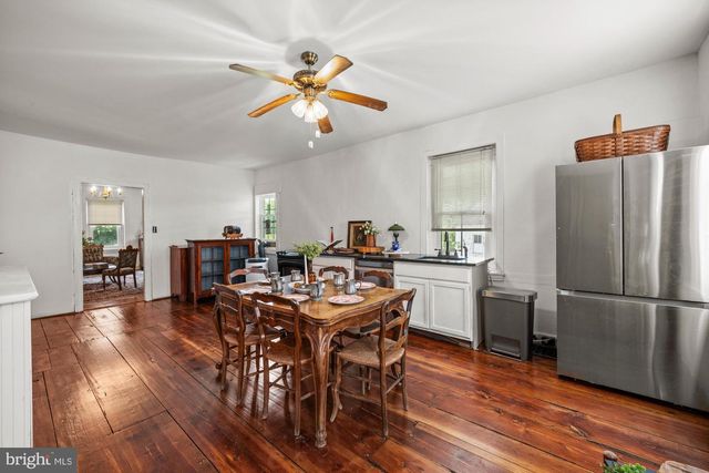 4 N GREENWICH ST, Alloway, NJ 08001