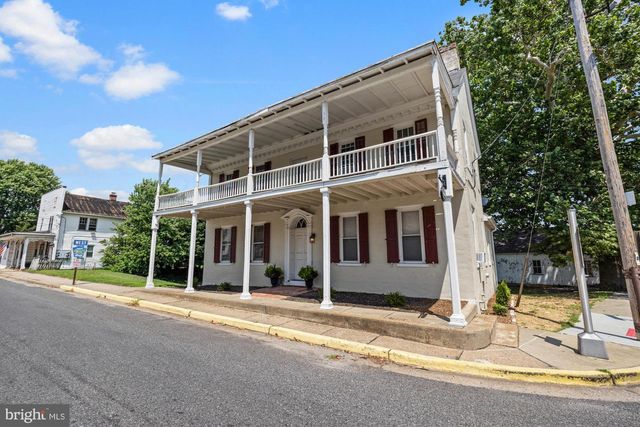 4 N GREENWICH ST, Alloway, NJ 08001