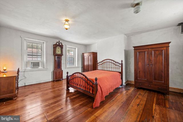 4 N GREENWICH ST, Alloway, NJ 08001