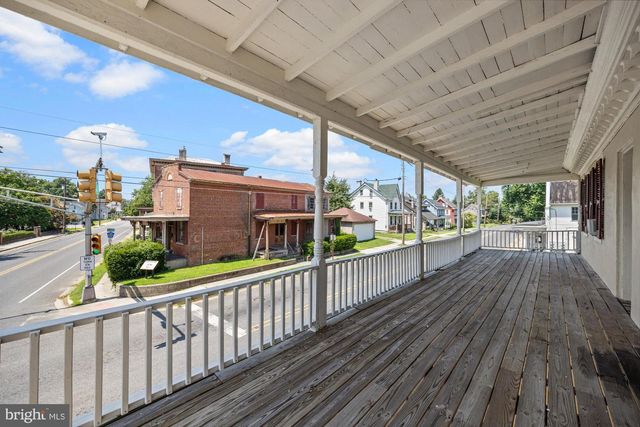 4 N GREENWICH ST, Alloway, NJ 08001