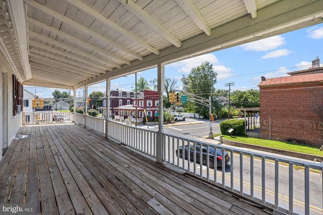 4 N GREENWICH ST, Alloway, NJ 08001