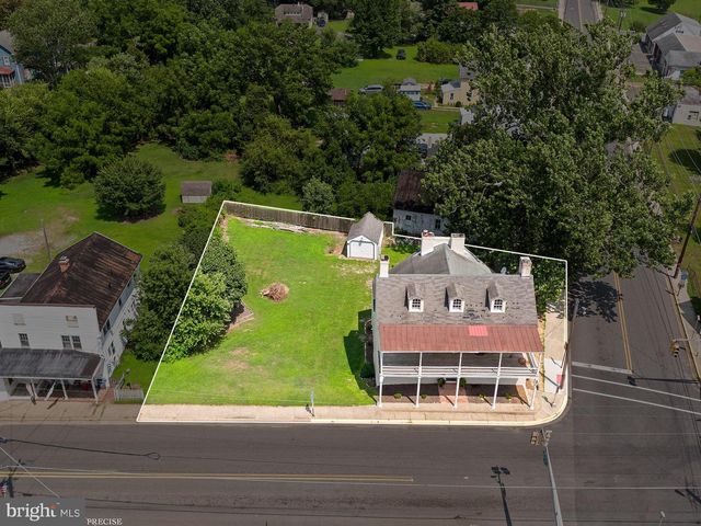 4 N GREENWICH ST, Alloway, NJ 08001