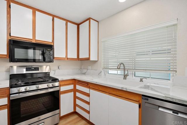 9910 Scripps Vista Way 4, San Diego, CA 92131