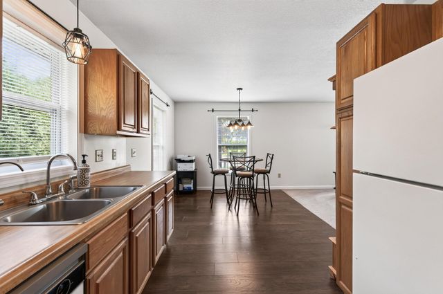 1623 Highway 96 E, White Bear Lake, MN 55110