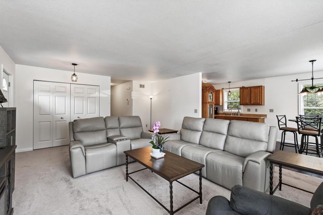 1623 Highway 96 E, White Bear Lake, MN 55110