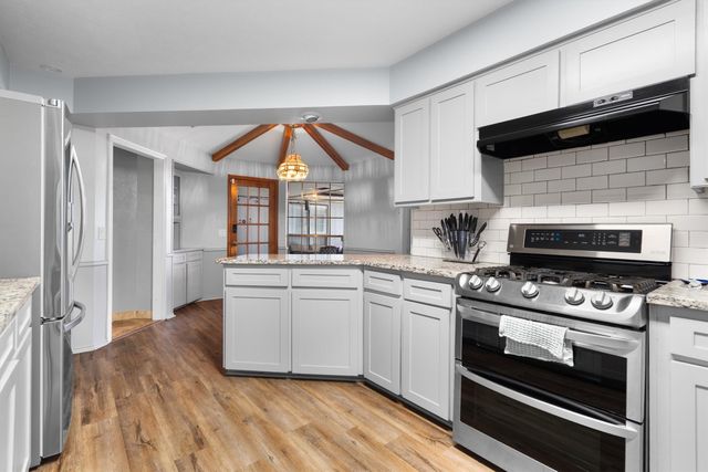 2214 Valley Mill, Carrollton, TX 75006