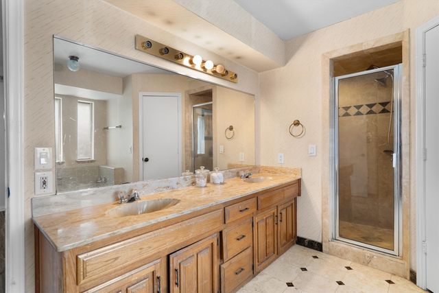 2214 Valley Mill, Carrollton, TX 75006