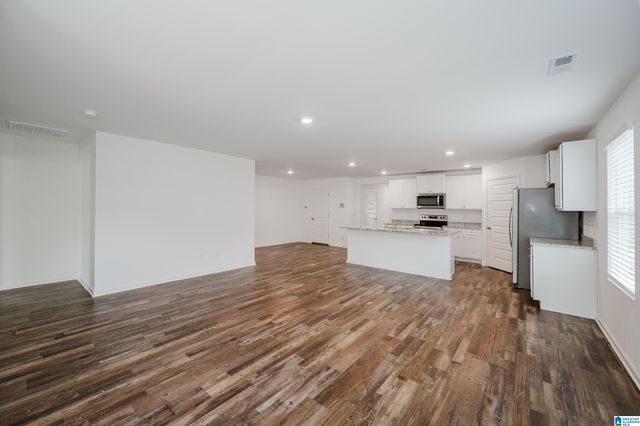 4219 COAL CREEK LOOP, Mount Olive, AL 35117