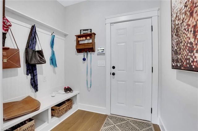 MM Charleston, Windsor, VA 23487