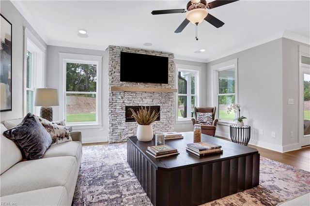 MM Charleston, Windsor, VA 23487