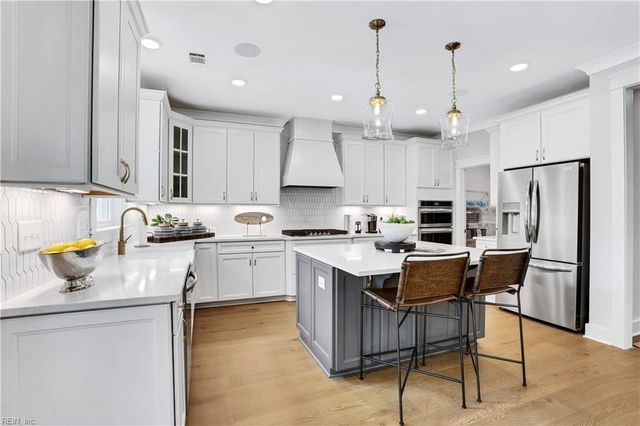 MM Charleston, Windsor, VA 23487