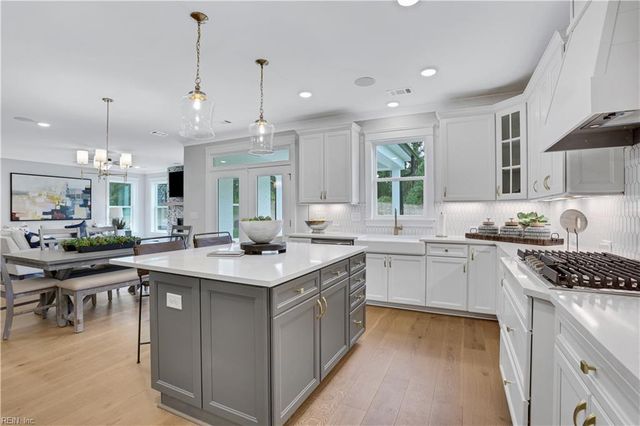 MM Charleston, Windsor, VA 23487