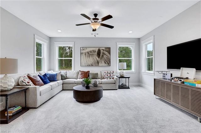 MM Charleston, Windsor, VA 23487