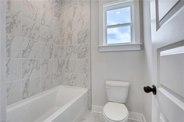 MM Charleston, Windsor, VA 23487