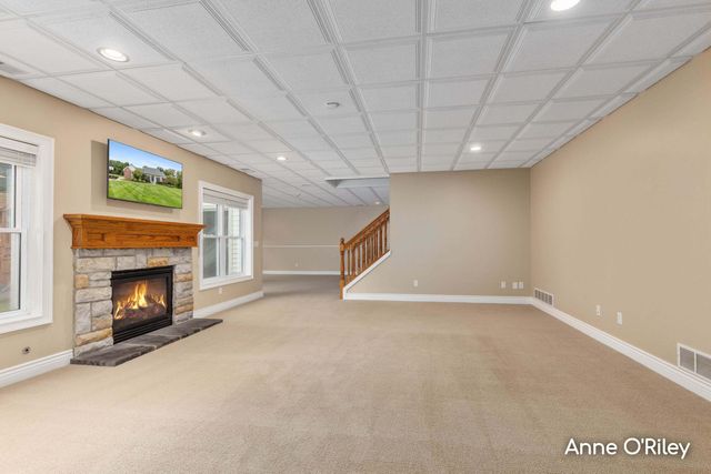 2060 Dakota Trail, Hastings, MI 49058