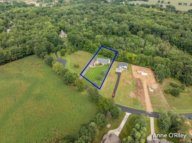 2060 Dakota Trail, Hastings, MI 49058