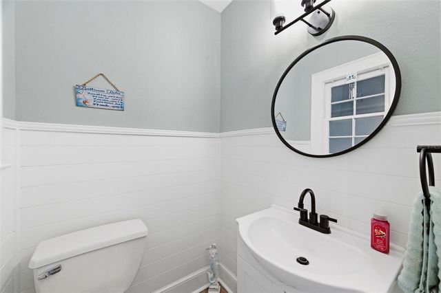 320 N BETTY LANE, Clearwater, FL 33755