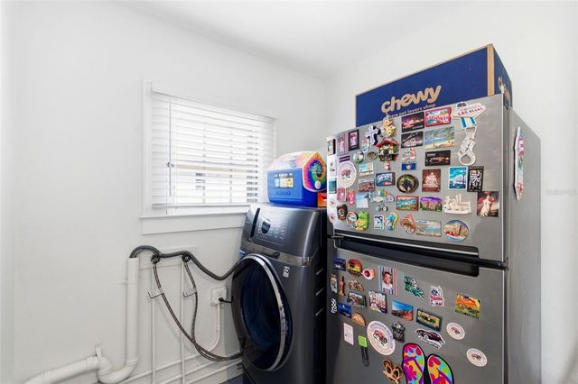 320 N BETTY LANE, Clearwater, FL 33755