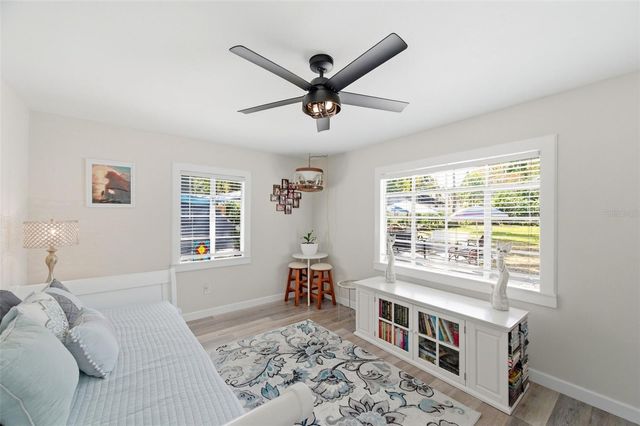 320 N BETTY LANE, Clearwater, FL 33755