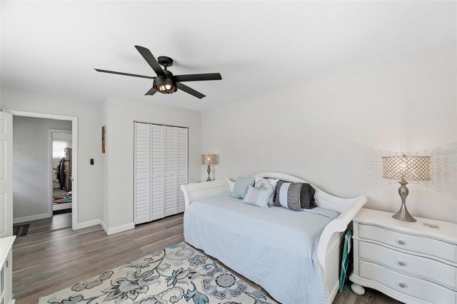 320 N BETTY LANE, Clearwater, FL 33755