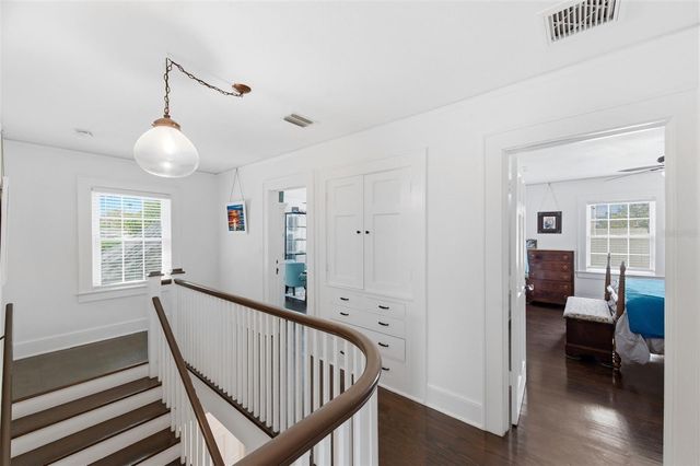 320 N BETTY LANE, Clearwater, FL 33755