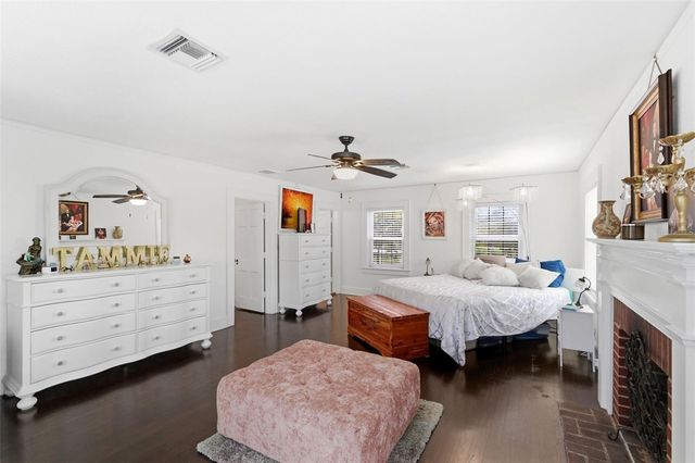 320 N BETTY LANE, Clearwater, FL 33755