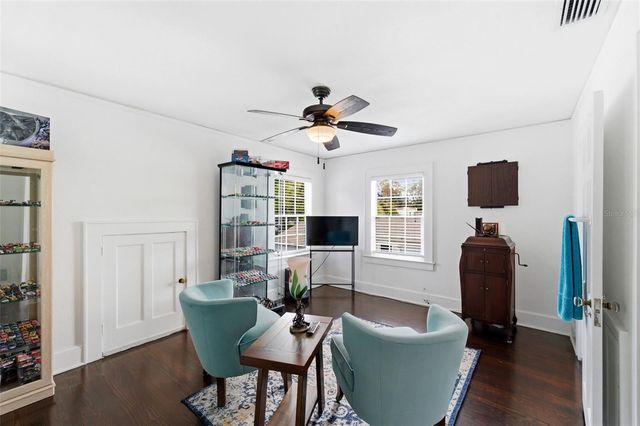 320 N BETTY LANE, Clearwater, FL 33755