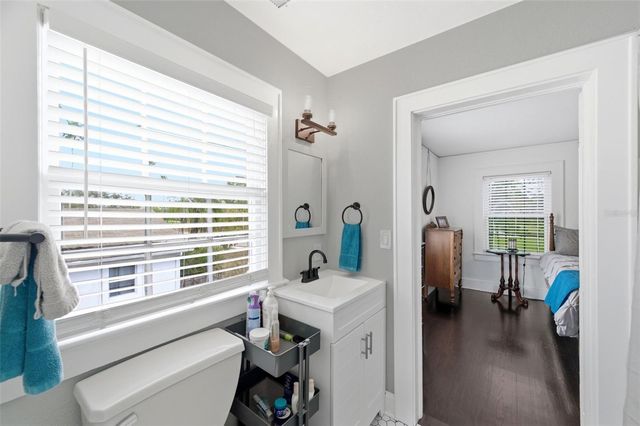 320 N BETTY LANE, Clearwater, FL 33755