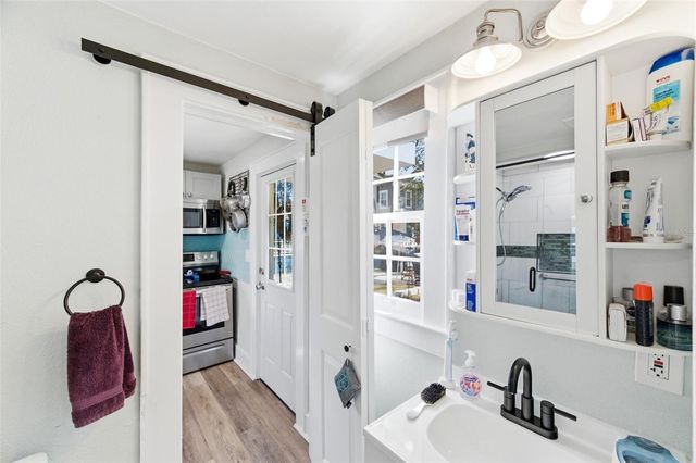 320 N BETTY LANE, Clearwater, FL 33755