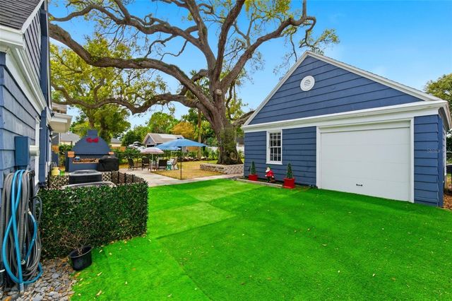 320 N BETTY LANE, Clearwater, FL 33755