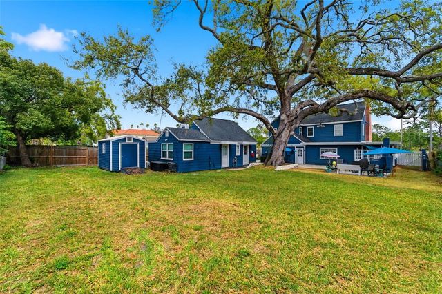 320 N BETTY LANE, Clearwater, FL 33755