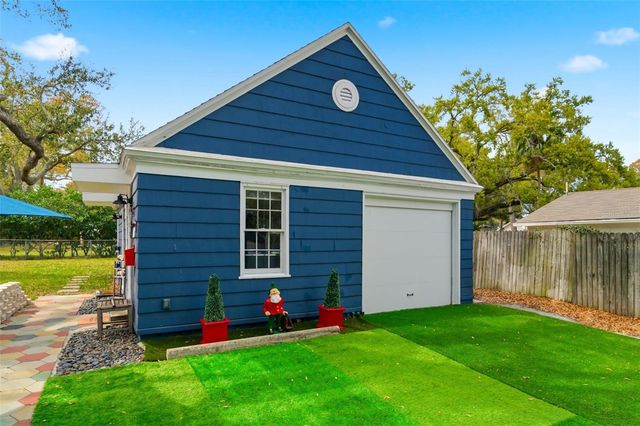 320 N BETTY LANE, Clearwater, FL 33755